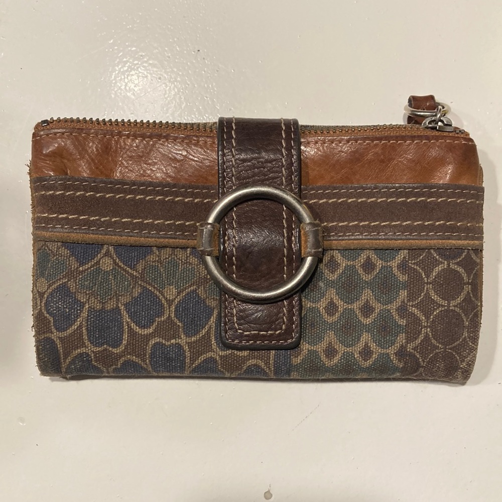 Vtg Fossil Wallet cognac leather with peacock floral fabric